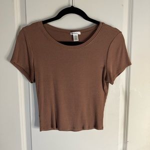 brown crop top
